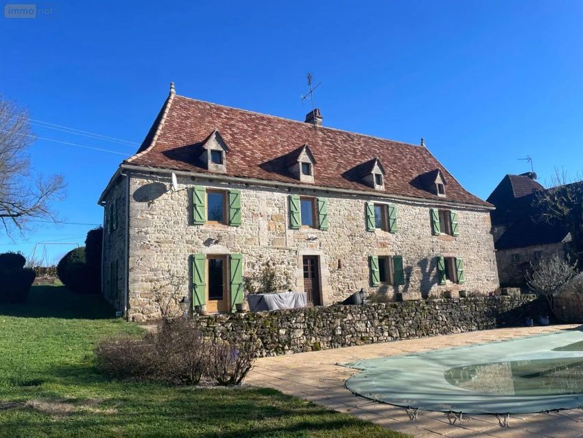 Image Façade à  maison individuelle de Rueyres