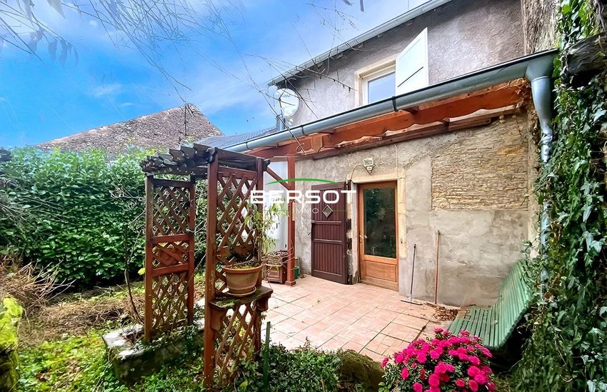 Image Façade à  maison individuelle de Confracourt