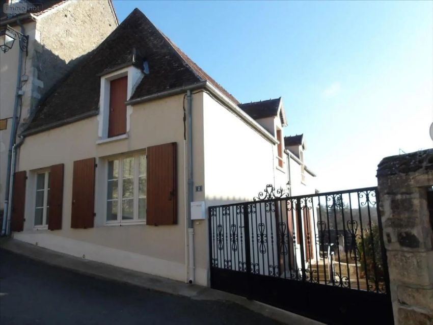 Image Façade à  maison mitoyenne de Culan