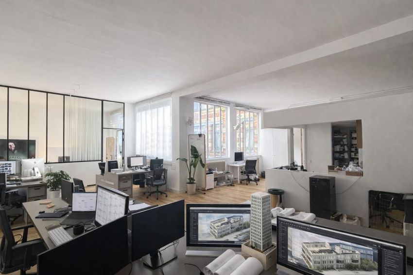 Image de bureau à Léon-Blum Folie-Regnault