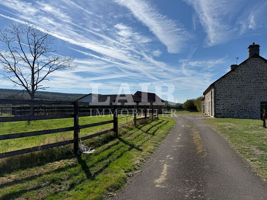 Image de  manoir à L'Orée-d'Écouves