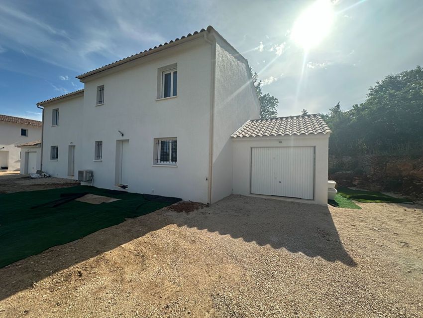 Image Façade à  maison individuelle de Saint-Maximin-la-Sainte-Baume