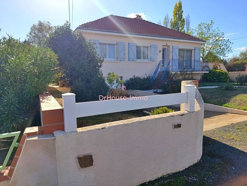 Image Façade à  villa de Gorges