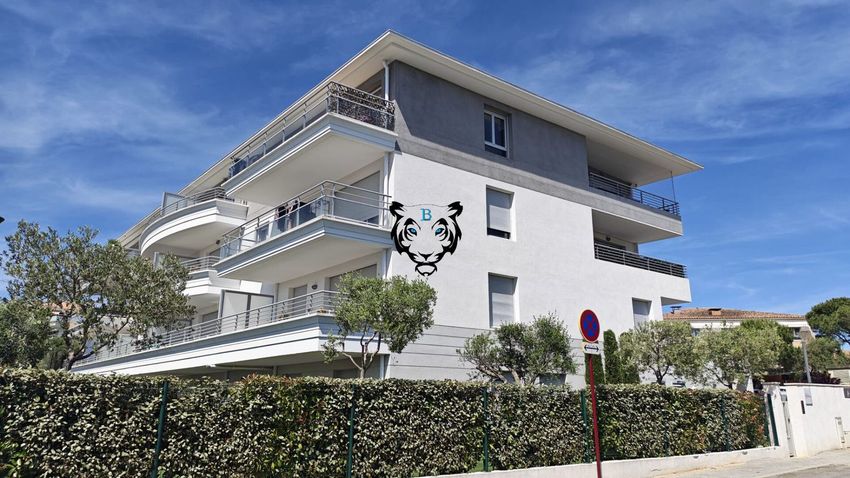 Image Façade à appartement de Puget-sur-Argens