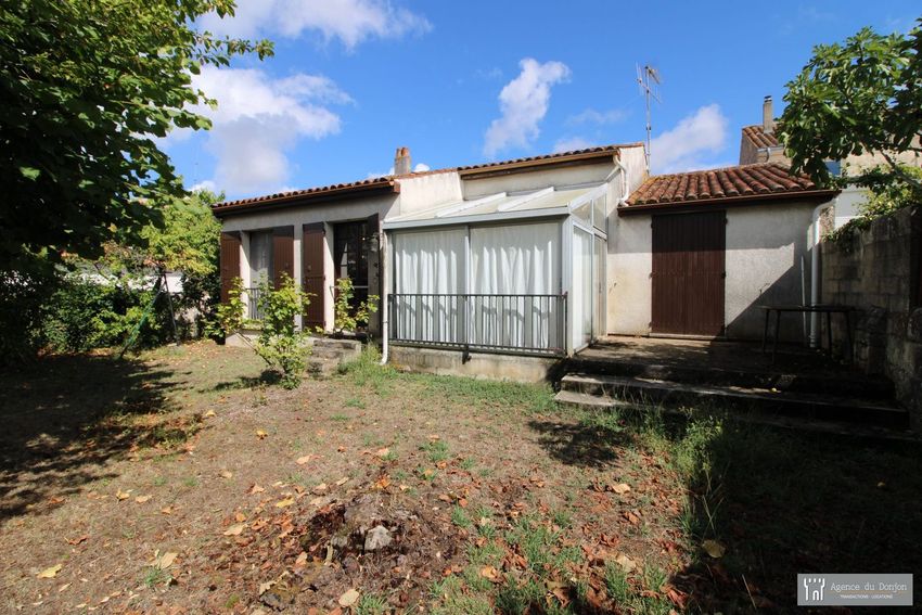 Image Façade à  maison individuelle de Pons