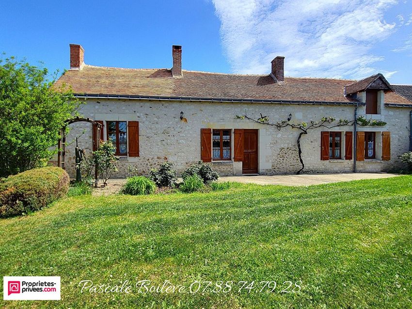 Image Façade à  maison mitoyenne de Noyant-Villages