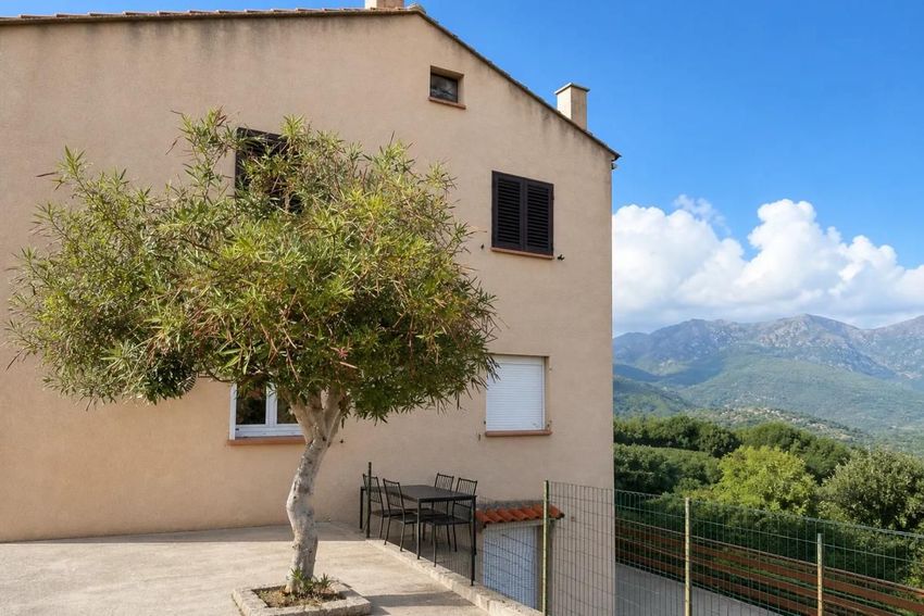 Image Façade à appartement de Arbellara