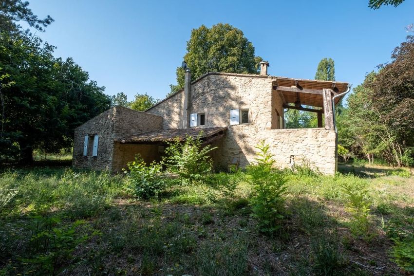 Image Façade à  maison individuelle de Dauphin