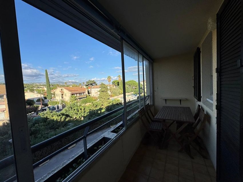 Image Terrasse à appartement de La Seyne-sur-Mer