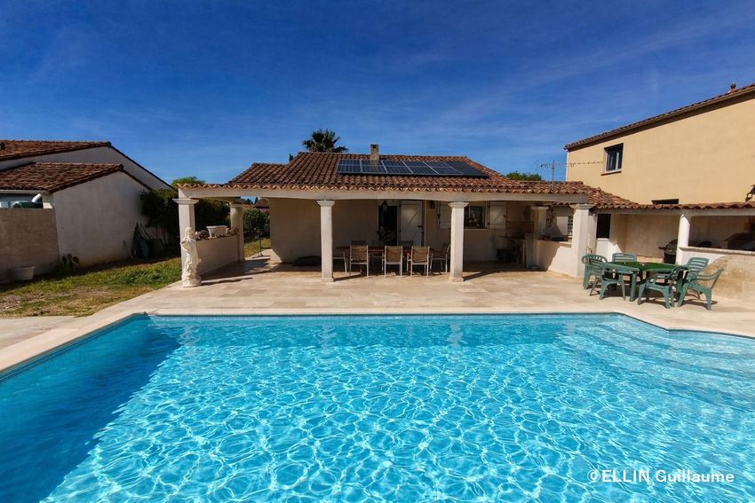 Image Piscine à  maison individuelle de Paulhan