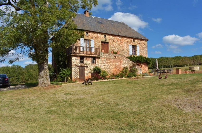 Image Façade à  maison individuelle de Dégagnac