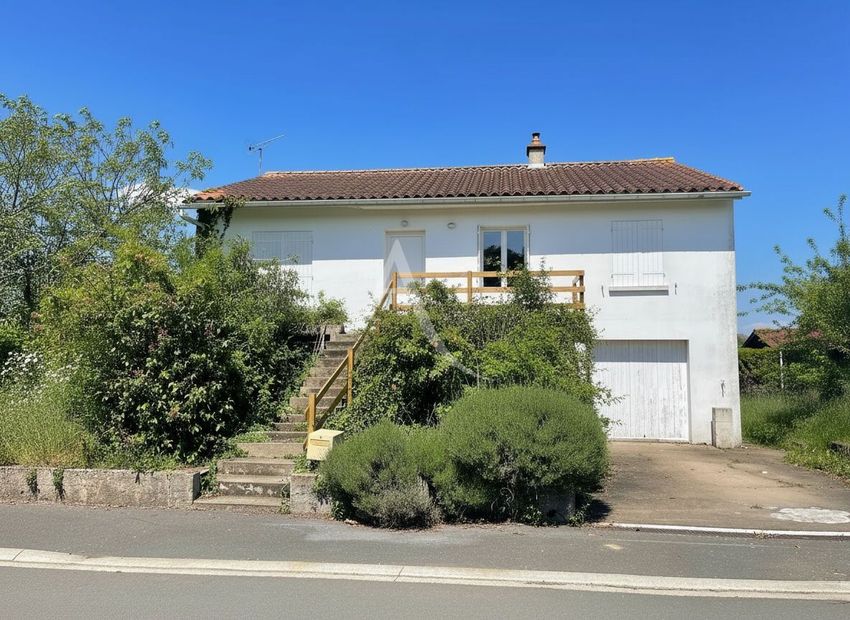 Image Façade à  maison individuelle de Sérigné