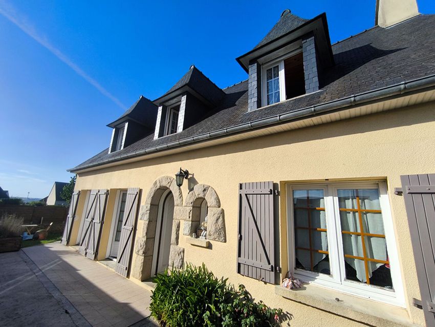 Image Façade à  maison individuelle de Broons