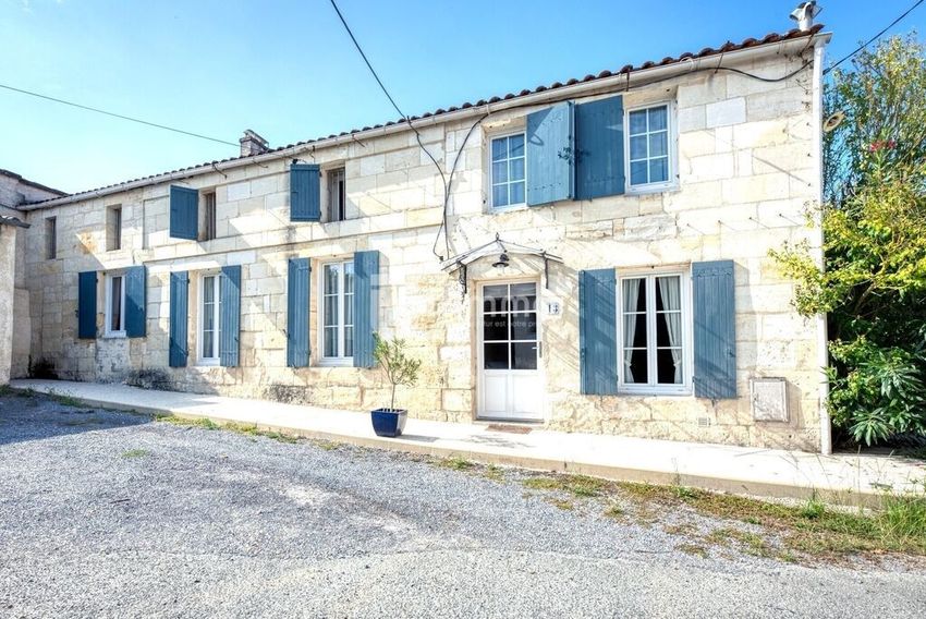 Image Façade à  maison individuelle de Lugon-et-l'Île-du-Carnay