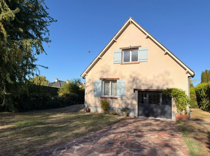 Image Façade à  maison individuelle de Combleux