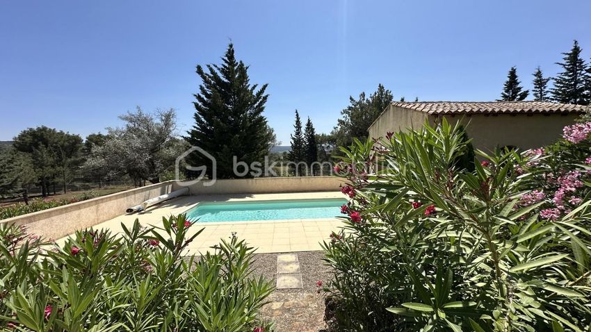 Image Piscine à  maison individuelle de Fabrezan