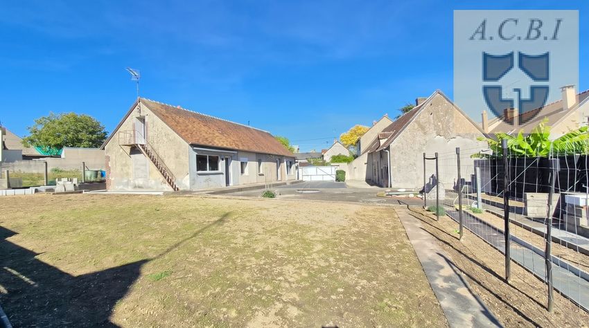 Image Façade à  propriété agricole de Coulommiers-la-Tour