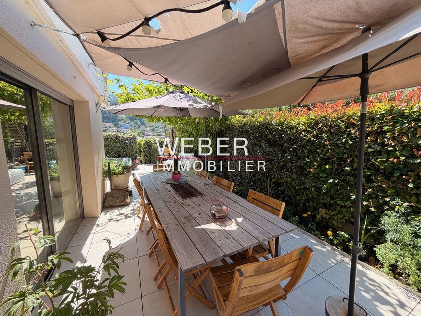 Image Terrasse à  maison individuelle de Évenos