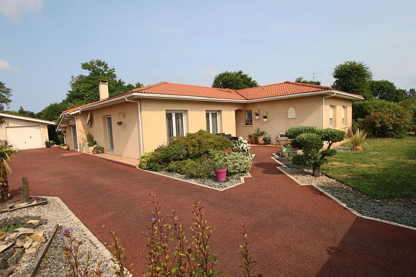 Image Façade à  maison individuelle de Gujan-Mestras