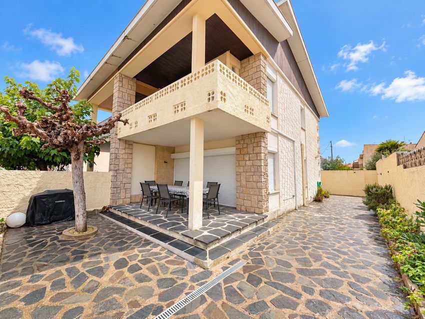 Image Façade à  maison individuelle de Valras-Plage