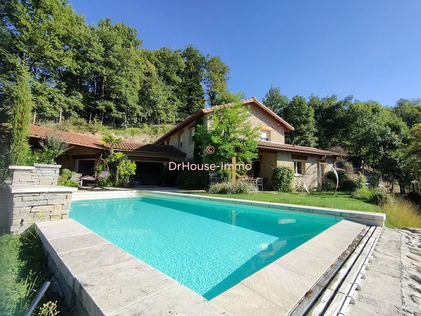 Image Piscine à  villa de Saint-Vérand