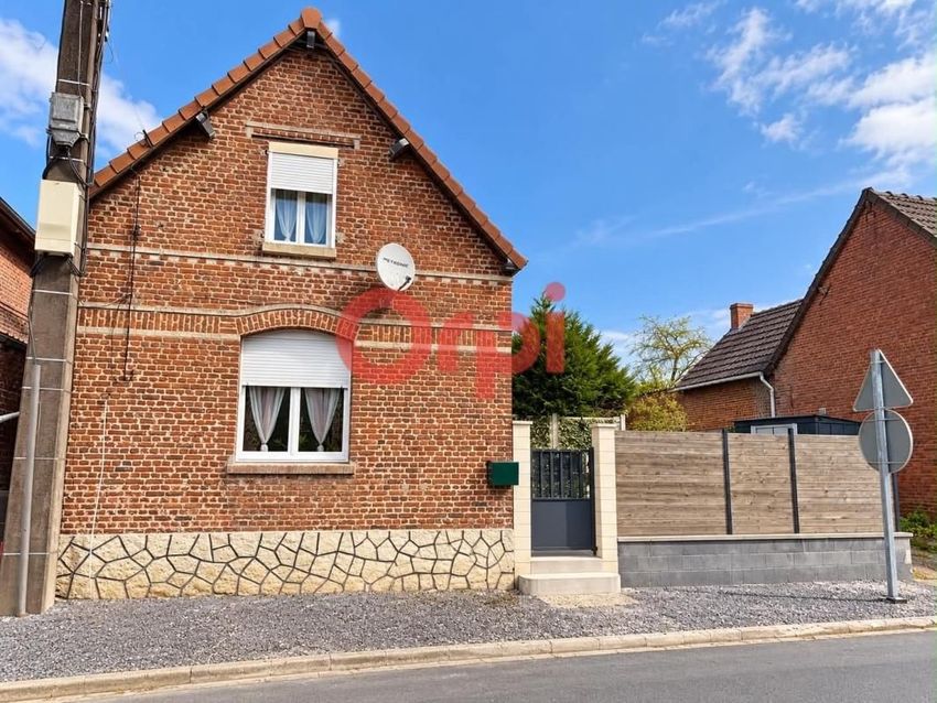 Image Façade à  maison mitoyenne de Fins