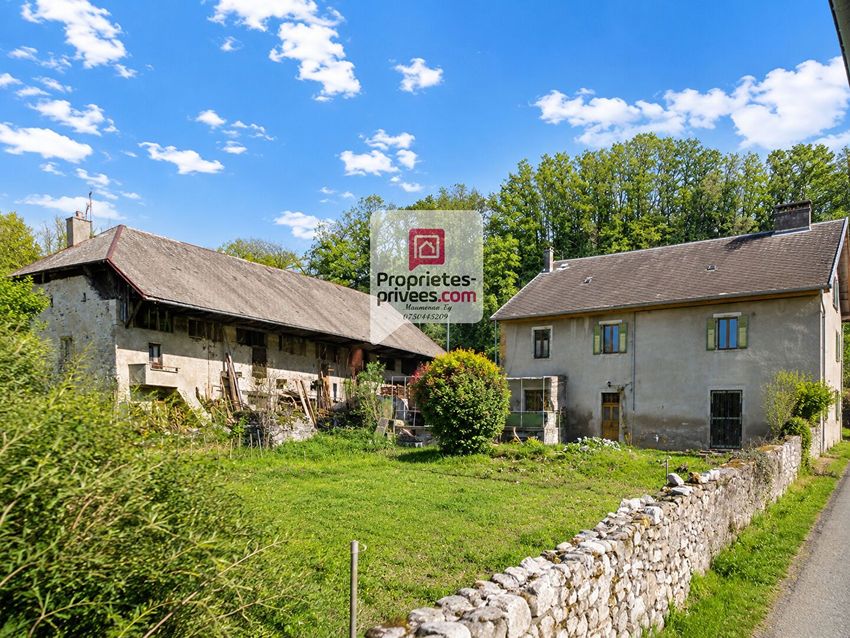 Image Façade à  maison individuelle de Coise-Saint-Jean-Pied-Gauthier