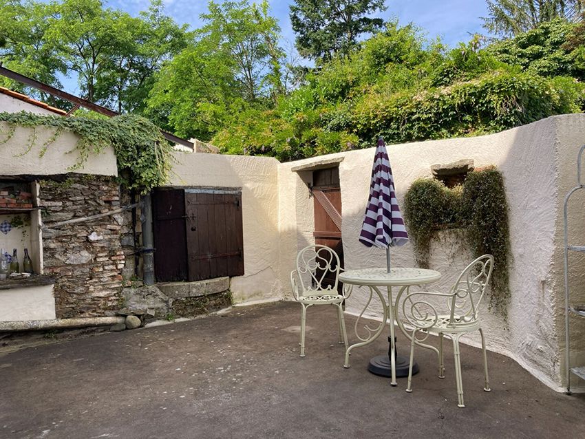 Image Façade à  maison mitoyenne de Terval