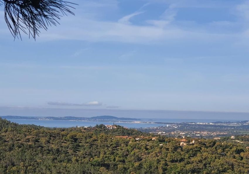 Image Vue à  maison individuelle de La Londe-les-Maures