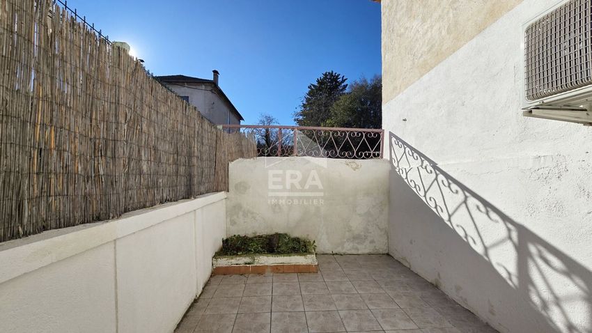 Image Terrasse à  maison mitoyenne de Orgon