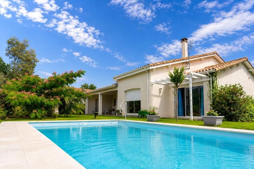 Image Piscine à  maison individuelle de Saint-Sulpice-de-Royan