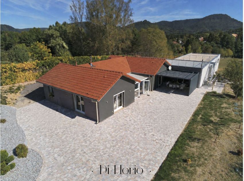 Image Façade à  maison individuelle de Taintrux