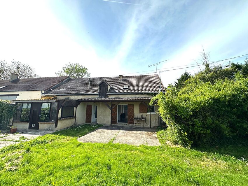 Image Façade à  maison mitoyenne de Rouvres-les-Bois