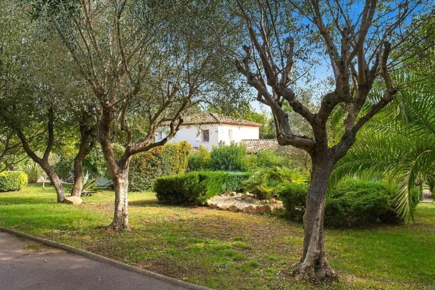 Image Jardin à  propriété agricole de Roquebrune-sur-Argens