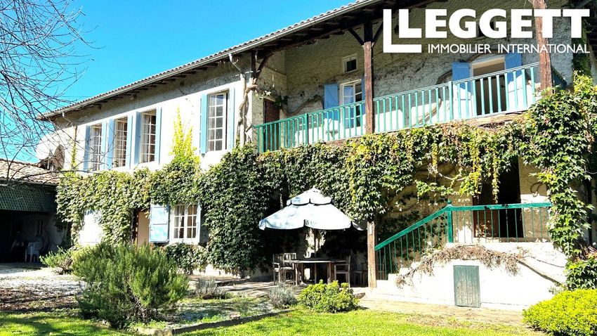 Image Façade à  maison individuelle de Montespan