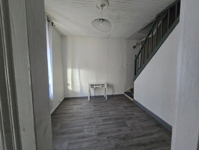 Image Couloir à  maison de village de Denain