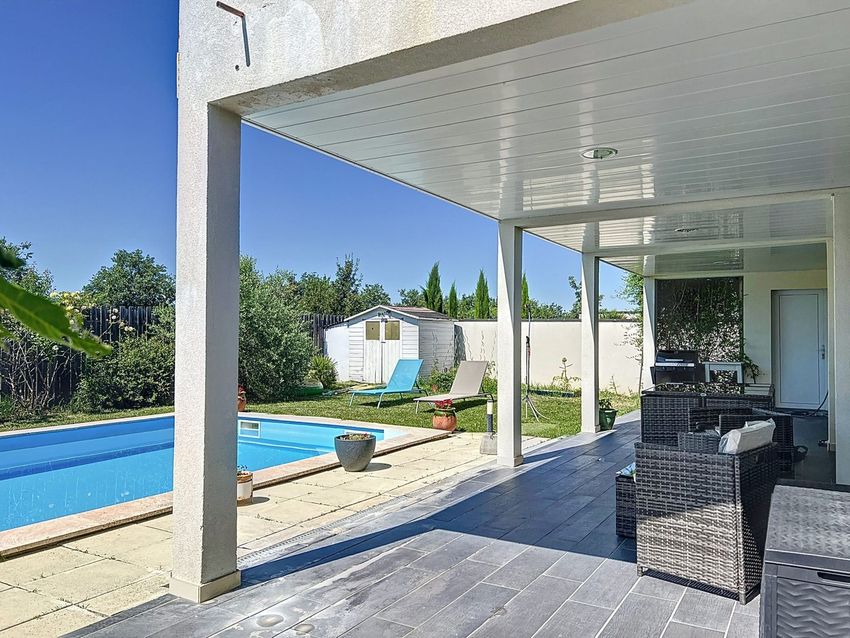 Image Piscine à  maison individuelle de Coufouleux