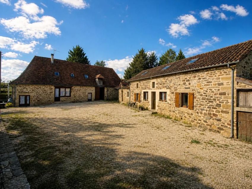 Image Façade à  maison individuelle de Nanthiat