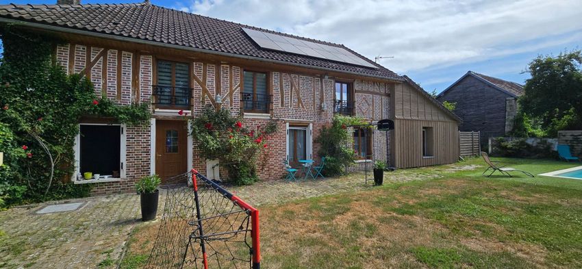 Image Façade à  maison individuelle de Mesnil-Saint-Père