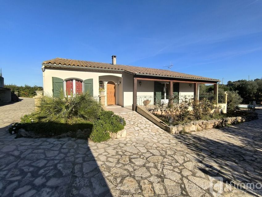 Image Façade à  maison individuelle de Douzens