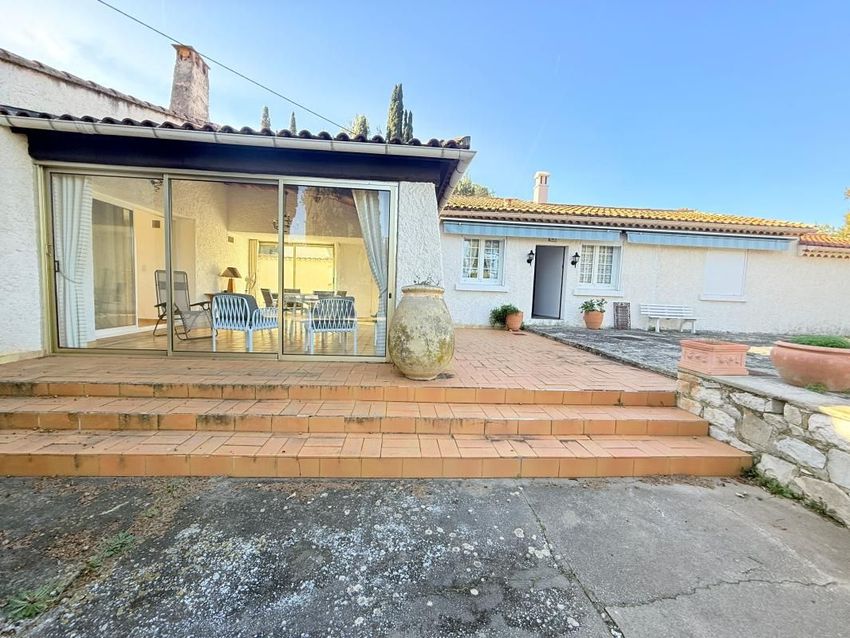 Image Façade à  maison individuelle de Saint-Cyr-sur-Mer