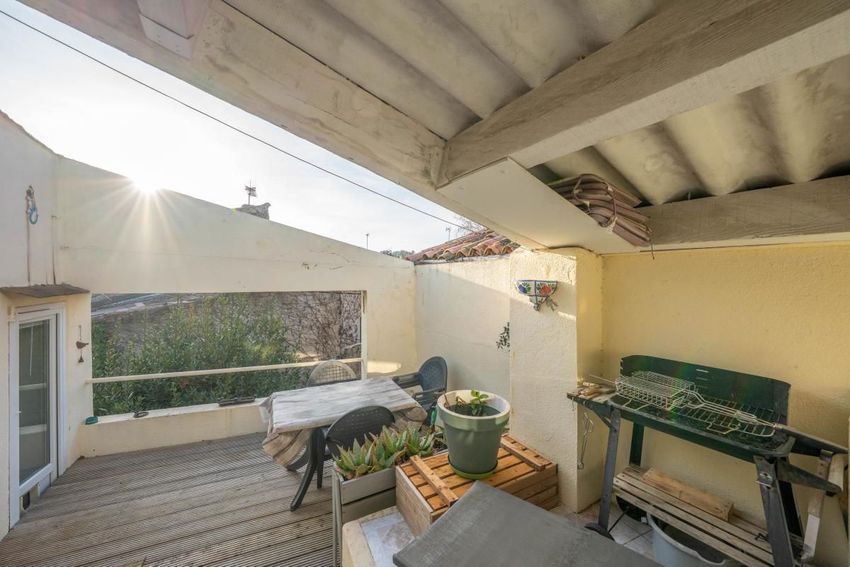 Image Terrasse à  maison de village de Lambesc