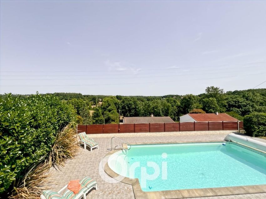 Image Piscine à  maison individuelle de Rives de l'Yon