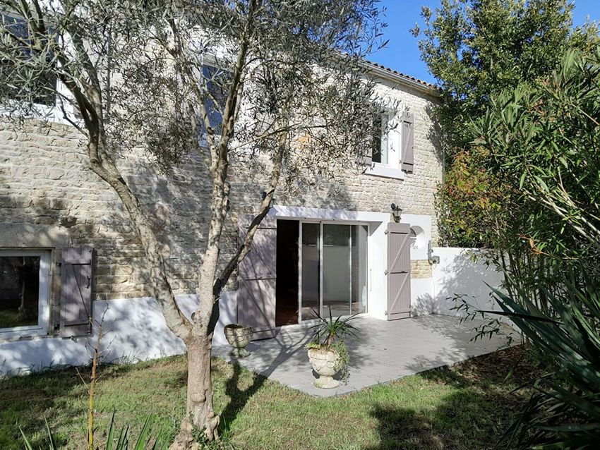 Image Façade à  maison mitoyenne de Saint-Christophe