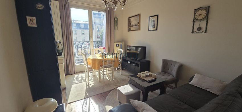 Image Salon à appartement de 77 Boulevard de Grenelle