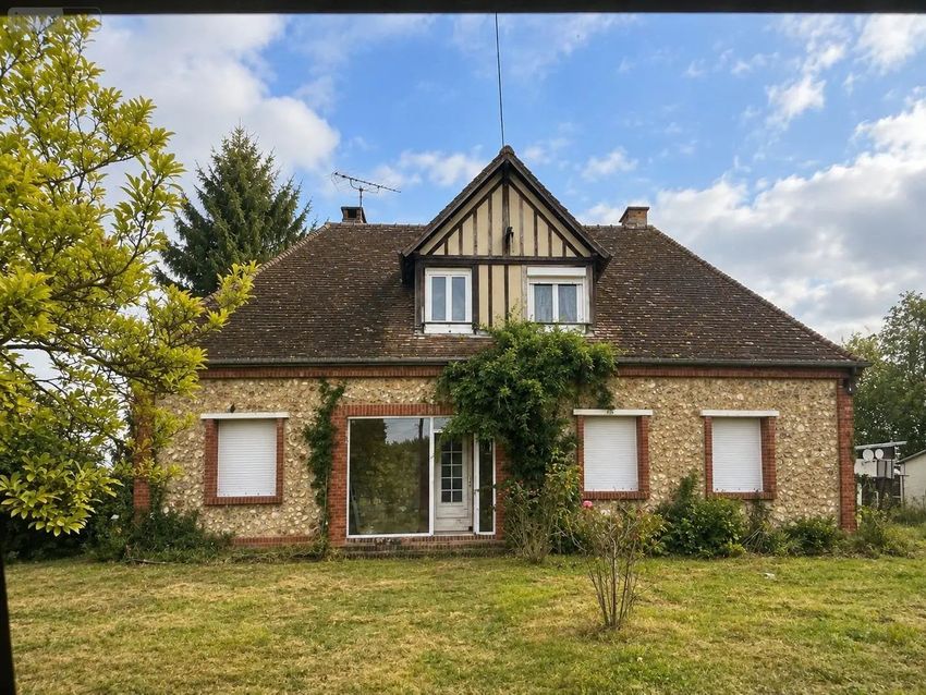 Image Façade à  maison individuelle de Beaumontel