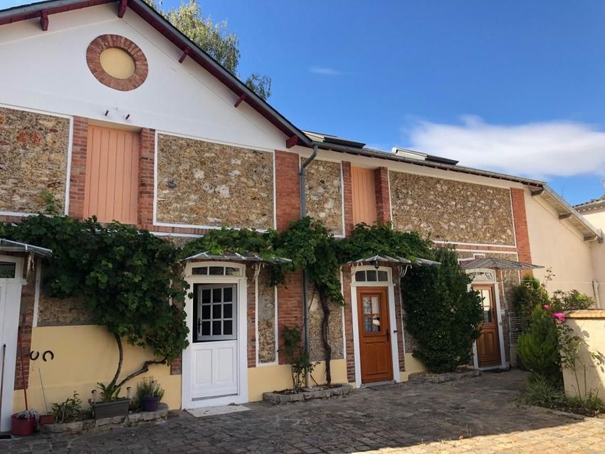 Image Façade à duplex de Limours