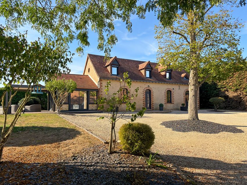 Image Façade à  maison individuelle de Précigné