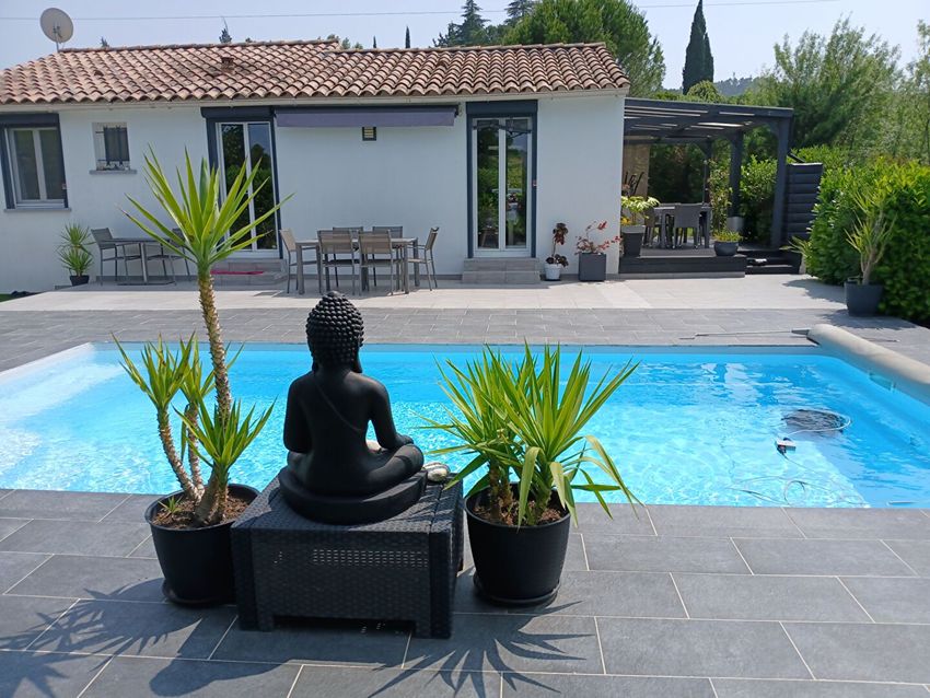 Image Piscine à  villa de Le Val