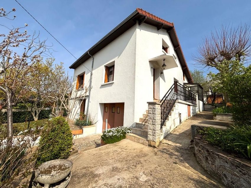 Image Façade à  maison individuelle de Corbeil-Essonnes